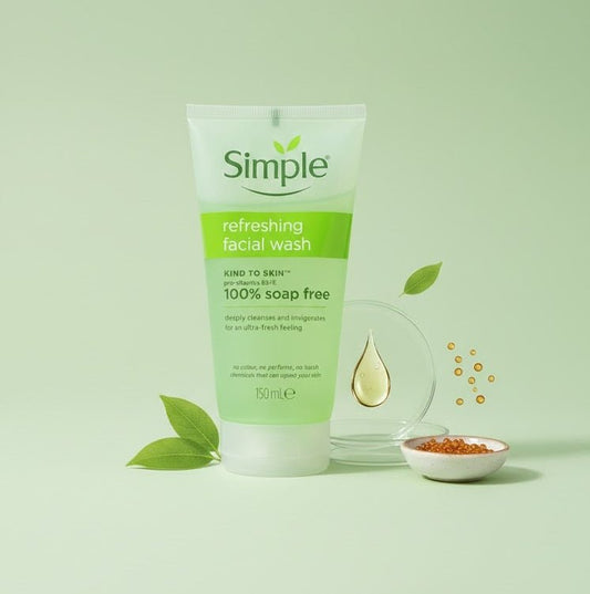 Simple Refreshing Facial Wash - Kind to Skin with Pro-Vitamin B5 & Vitamin E.